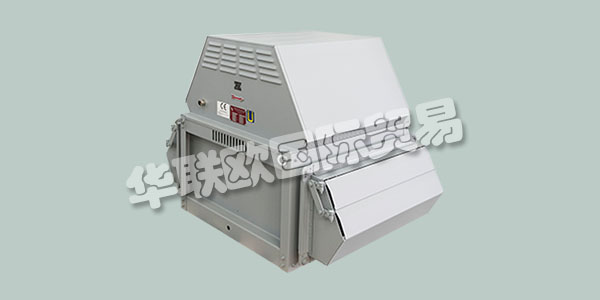 ALFRED EICHELBERGER GmbH&Co.KG是一家由業(yè)主管理，注重傳統(tǒng)的家族企業(yè)。自1931年Alfred Eichelberger成立以來，該公司在柏林Neuk?lln生產(chǎn)風扇和空氣技術(shù)產(chǎn)品