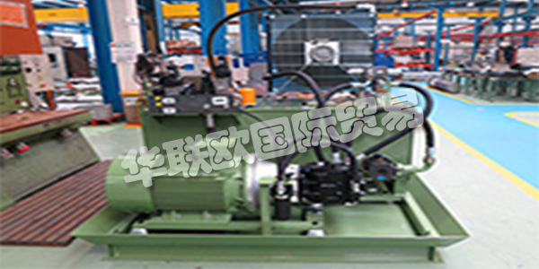 GLUAL擁有自己的ENGINEERING DEPARTMENT專業(yè)從事工業(yè)過程的自動(dòng)化：液壓  　　系統(tǒng)和電子系統(tǒng)?？蛻魸M意是他們整合最佳交鑰匙解決方案的主要目標(biāo)。