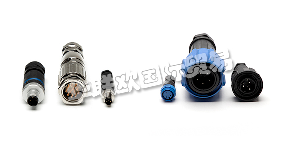 BULGIN被公認為環(huán)保密封連接器和組件的領先制造商。Bulgin擁有超過95年的行業(yè)經(jīng)驗，不斷創(chuàng)新和開發(fā)產(chǎn)品和服務，以滿足其遍布各個市場的全球客戶群。