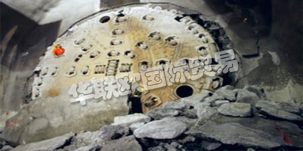 德國VMT主要產(chǎn)品：VMT視覺控制器、傳感器等。VMT的開始在Herrenknecht AG集團內(nèi)，Dipl.-Ing。(FH)Manfred Messing于1994年4月8日成立了一個兩人測量員辦公室，這是VMT歷史的開始。目前，VMT在Bruchsal |德國總部雇傭了200名員工，在4大洲擁有5家子公司。